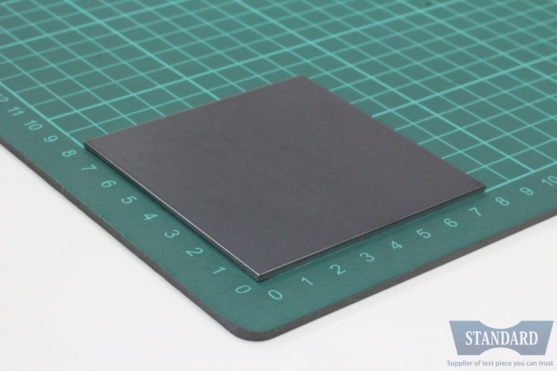 送料込み！在庫処分! 鉄板 SS400 黒皮 6.0ミリ 200ミリ×300ミリ 6