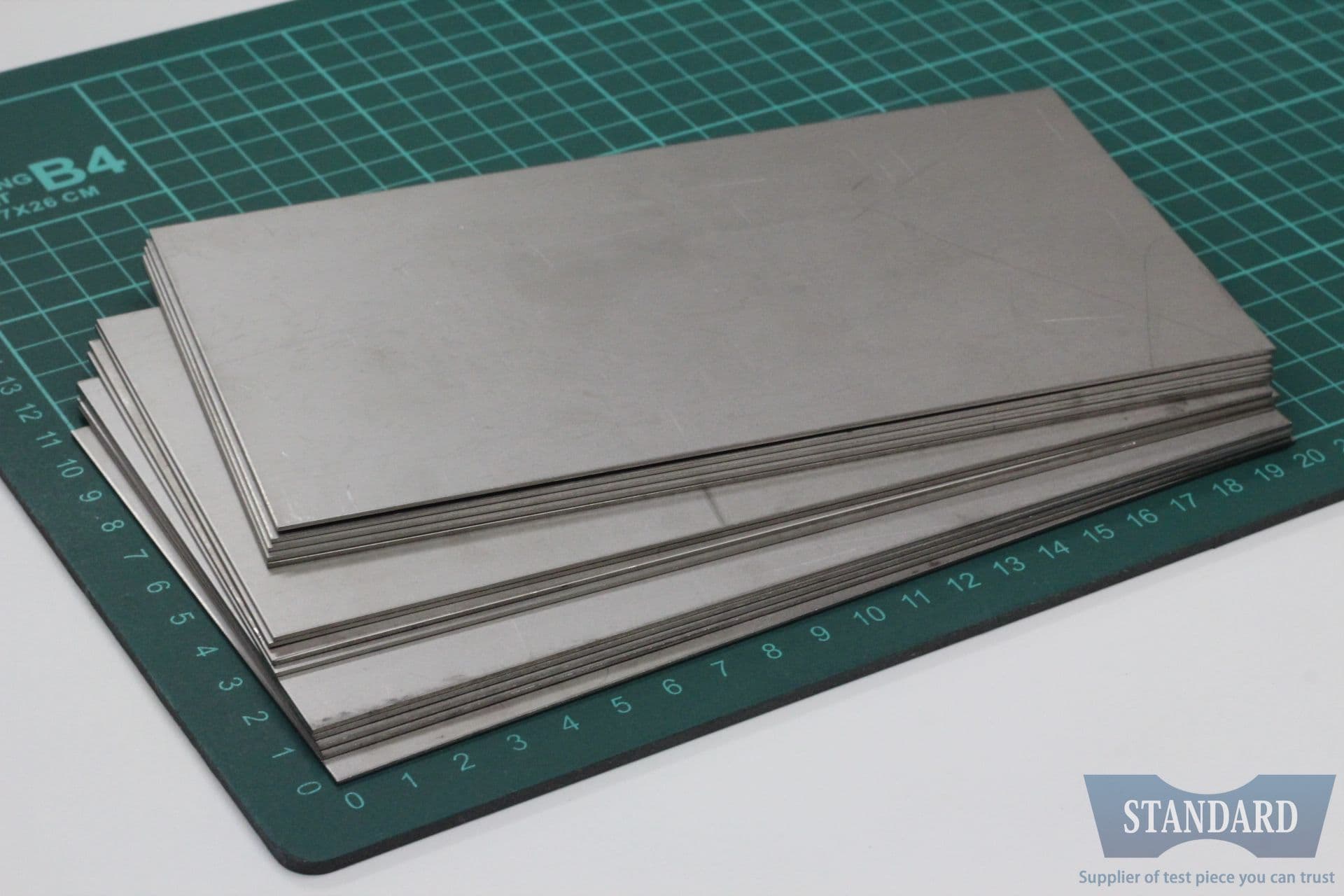 チタン・その他 純チタン（２種） 切板 TP340 板厚 15mm　150mm×450mm チタン・その他 純チタン（２種） 切板 TP340 板厚 10mm 100mm×450mm